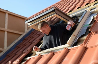 Pose de fenêtres de toit Velux à Arconville